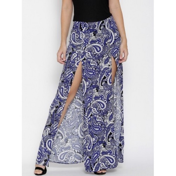 FOREVER 21 BLUE AND WHITE PAISLEY PRINT MAXI SKIRT - Picture 2 of 8